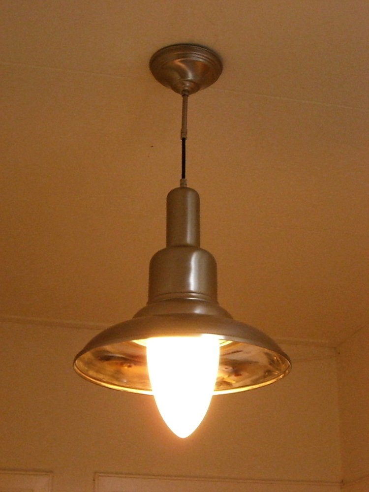[kitchenlamp_2.jpg]