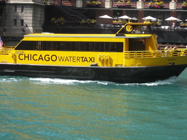 [water_taxi.jpg]