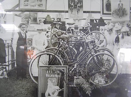 [FOTOGRAFIA+inizio+900+-+Bicycle+shop.jpg]