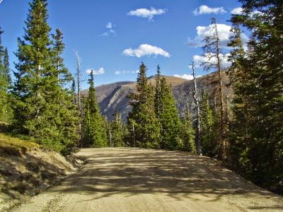 [old-fall-river-road-rocky-mountain-national-park.jpg]