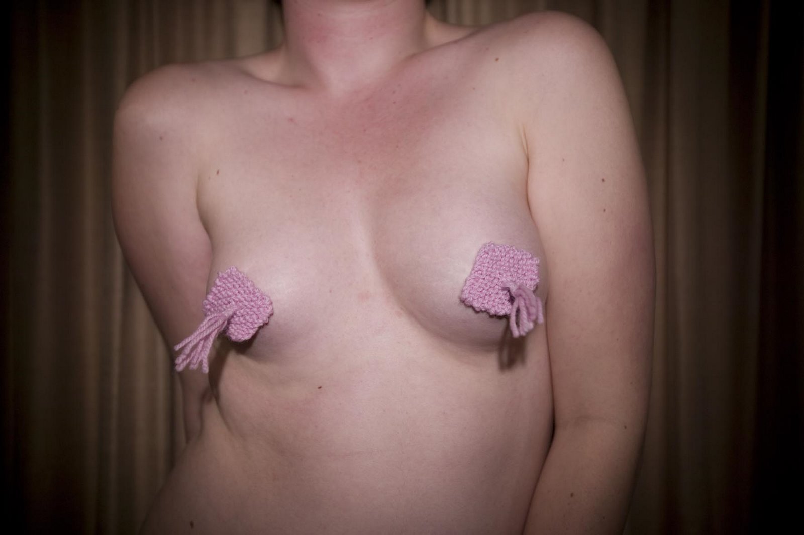 [knitted+nipple+tassels+smaller.jpg]