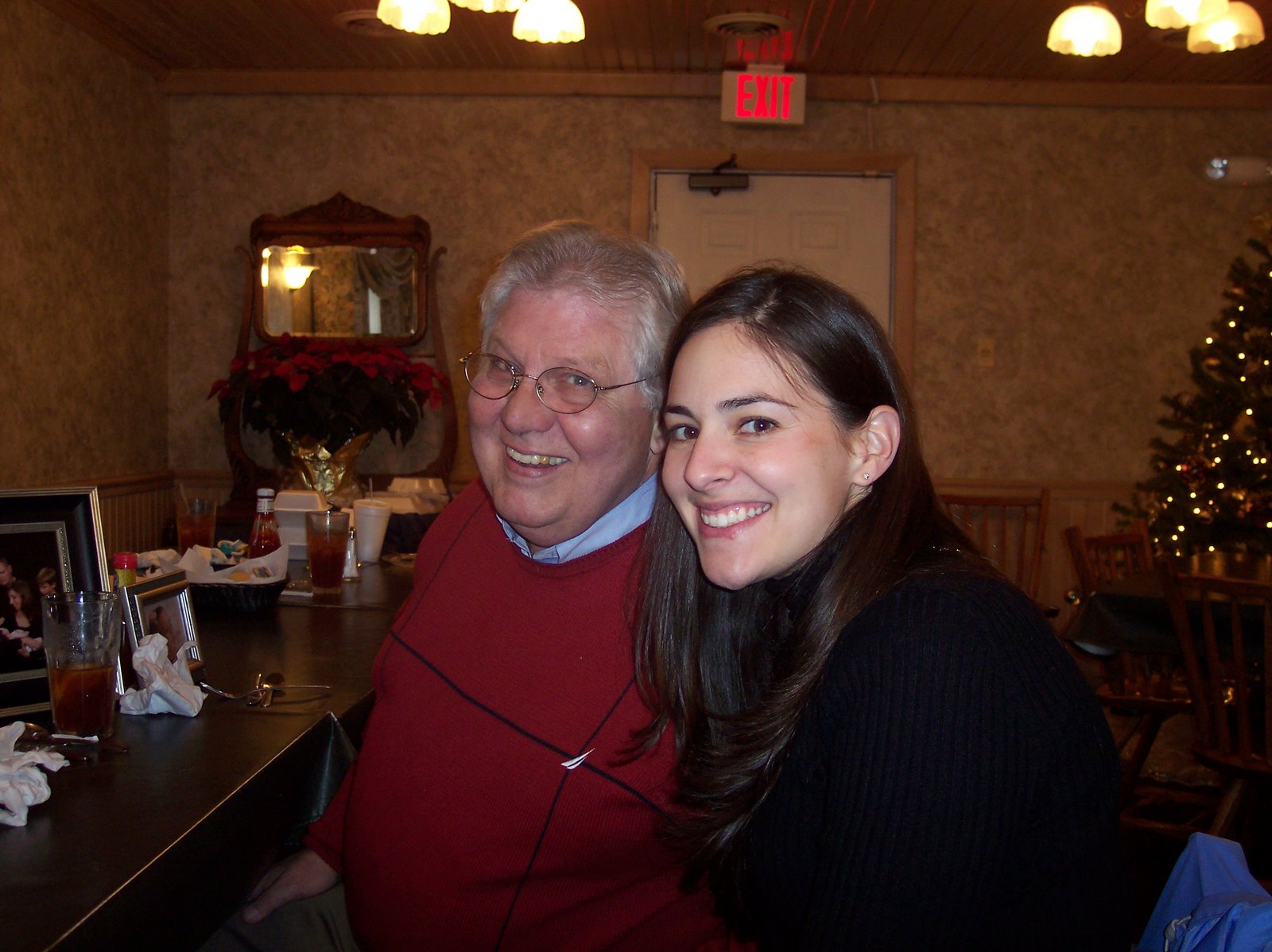 [Rachel+and+Uncle+Tommy.jpg]