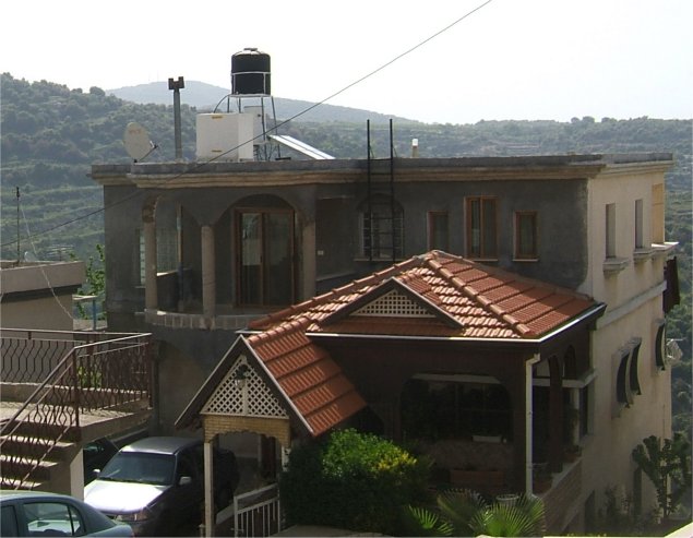 [09-House+in+Beit+Jan+Israeli+Arab+Village.jpg]