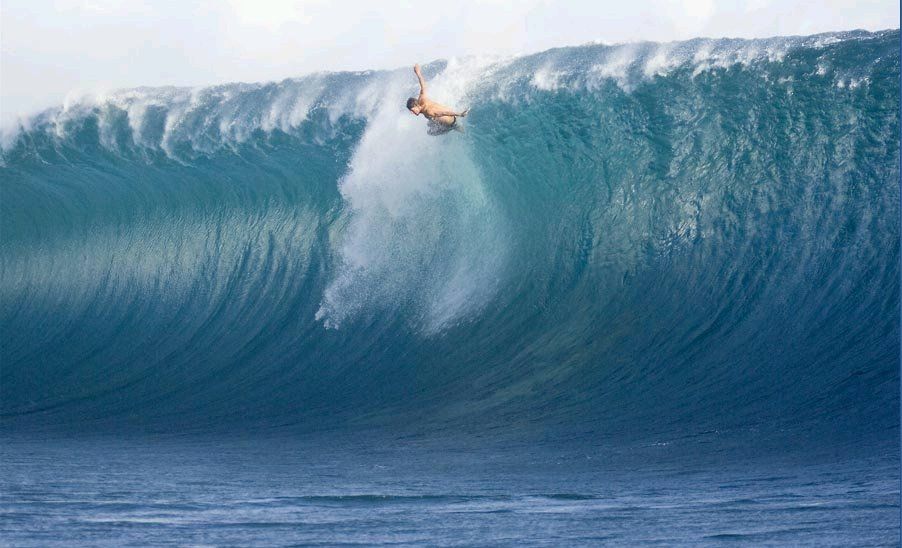 surf30_teahupoo_wipeout_andy_irons
