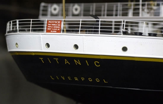 [Titanic-Scale-Model.jpg]