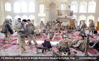 us+marines+in+masjid.jpg