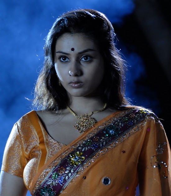 Telugu Cinemass Actress Namitha Kapoor Profile