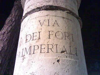 via dei fori imperiali, forum impérial, colisée, rome, italie, rome en images<br />